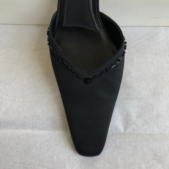 ANN TAYLOR LOFT - WOMEN'S SHOES - Picture 2 of 6